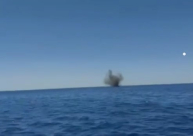 شاهد: لحظة سقوط صاروخ فلسطيني في عرض البحر جنوب يافا